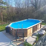 Le Avec Piscine -