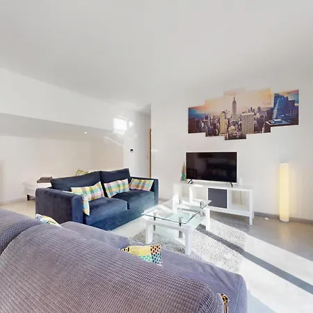 Le Avec Piscine - シャレー *