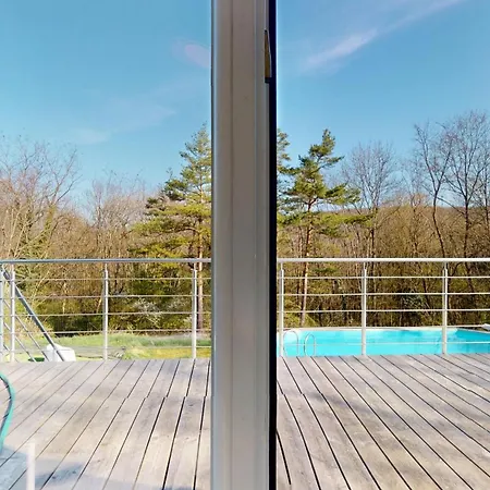 Le Avec Piscine - * オベルネ