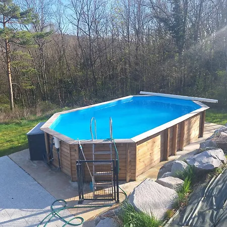 Le Avec Piscine -