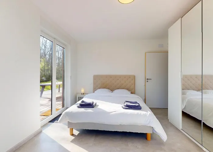 Alpesi faház Le Avec Piscine - *